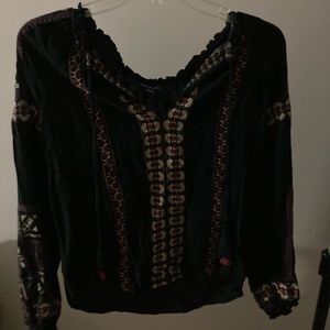 AE floral embroidered LS peasant top